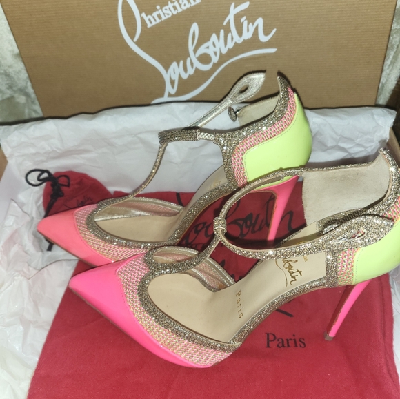 (SOLD)Authentic Louboutin MRS EARLY Patent raffia glitter luminous shoes - Picture 2 of 7